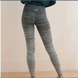 Aerie Offline The Hugger High Waist Ombré Legging- Medium